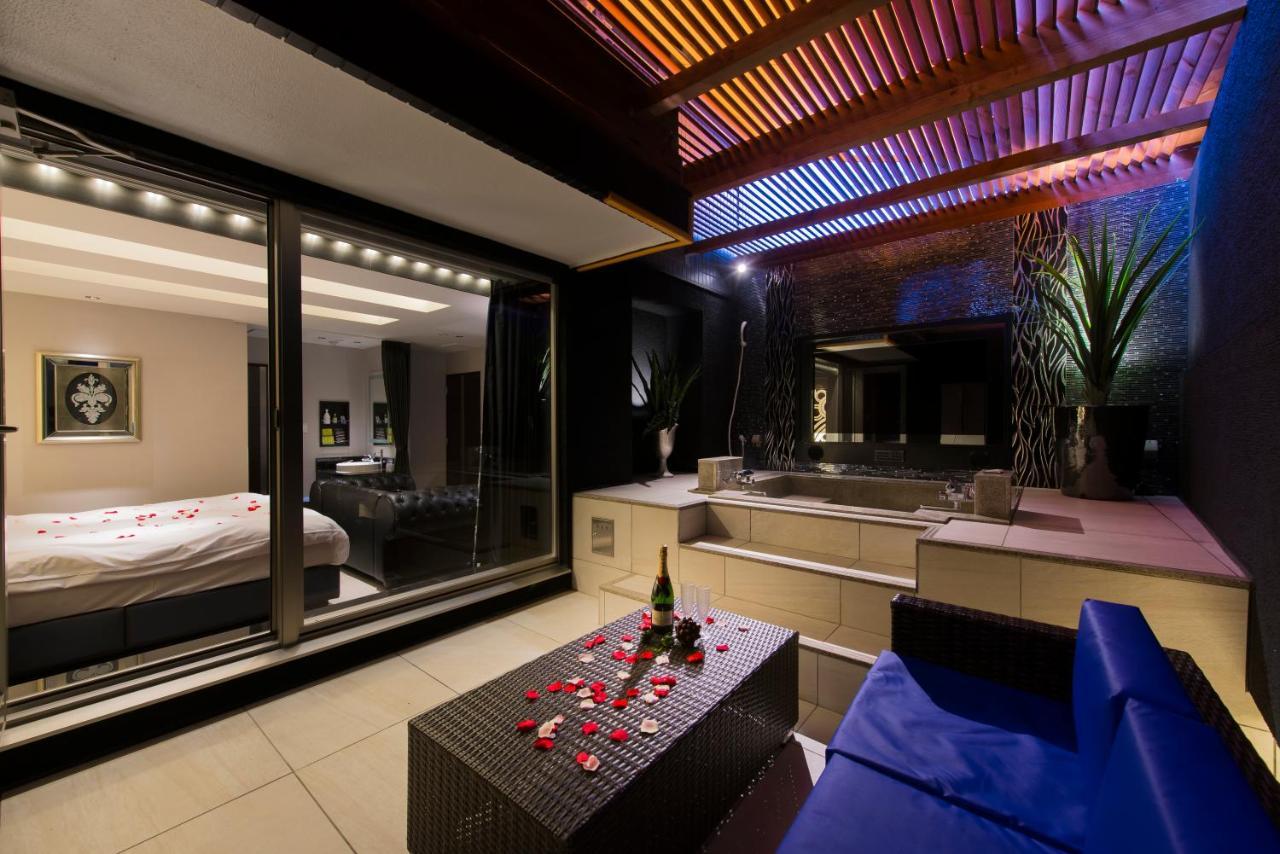 Hotel Moana Shinjuku (Adults Only) Tokyo Ngoại thất bức ảnh